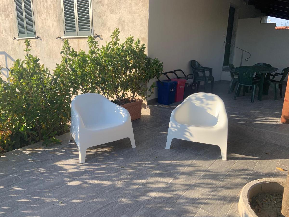 Edoardo E Franca Apartment Minturno Luaran gambar